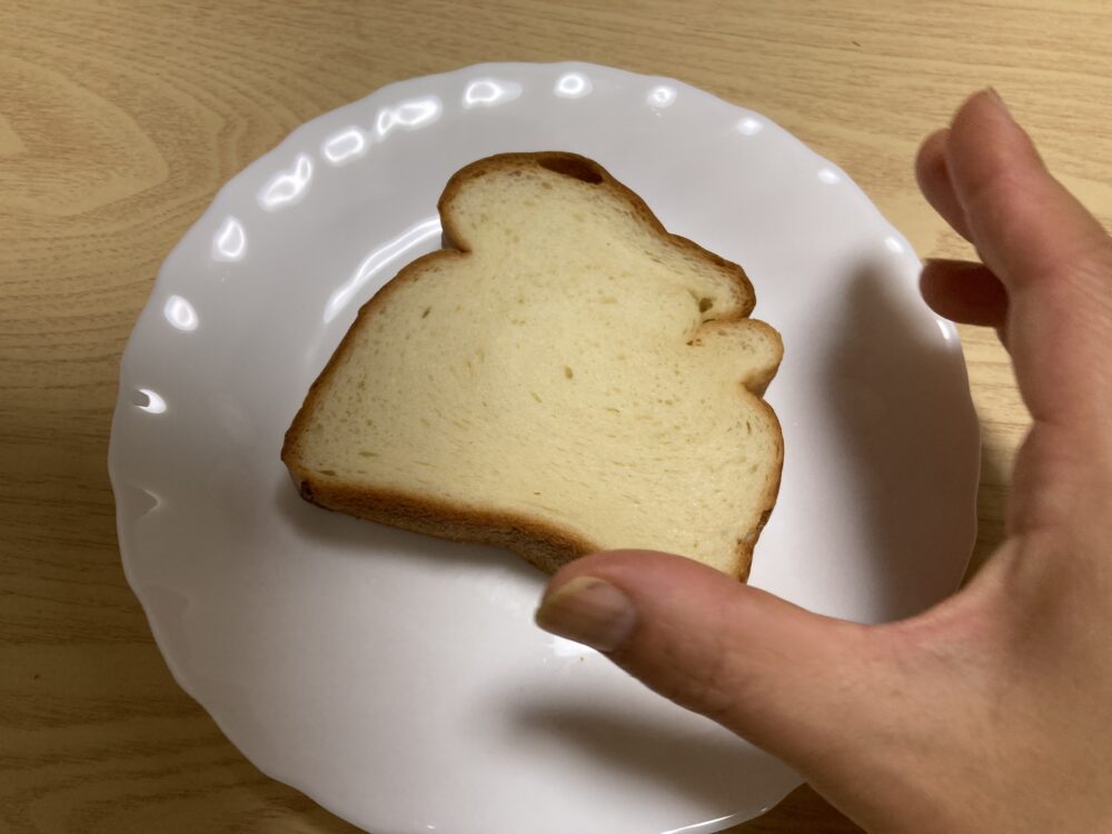 元の形に戻った米粉食パン