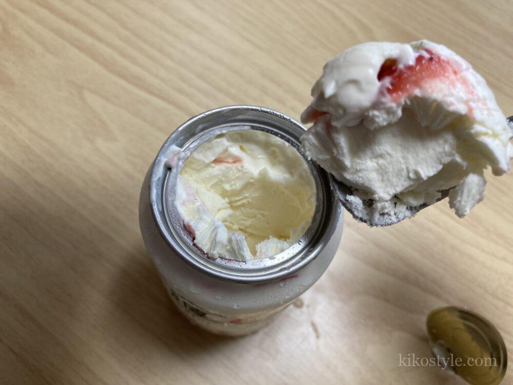 ショートケーキ缶からすくった写真