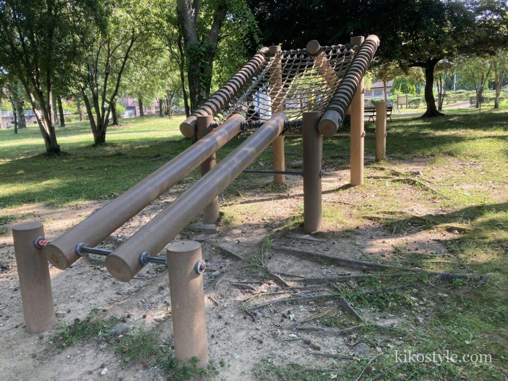 本荘公園の網のアスレチック